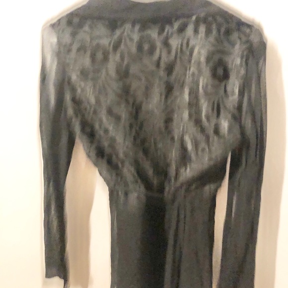 Black velvet translucent wrap floral print top S - Picture 4 of 5